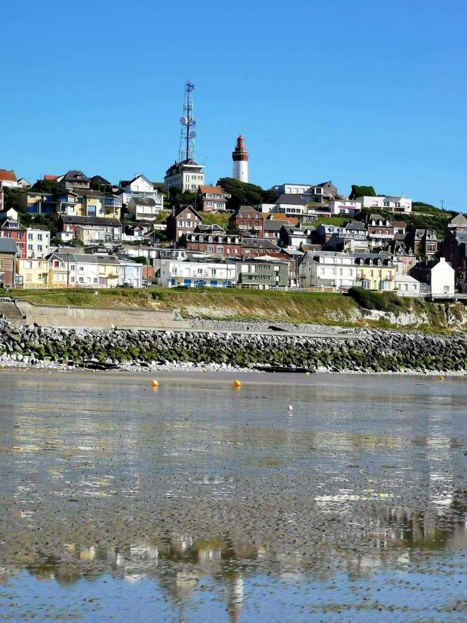 Charmant appartement vu sur mer Ault Extérieur photo
